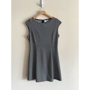 Gap Women's Size 10 Black Ponte Cap sleeve Stripe Crew-Neck Skater‎ Dress Shift